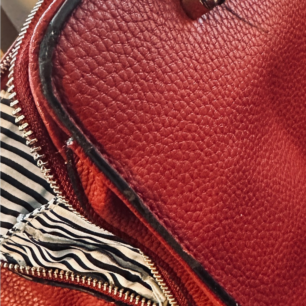 Red Handbag - Picture 6 of 10